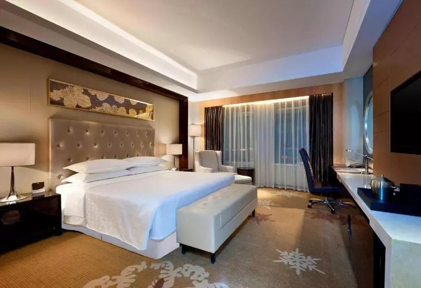 キングサイズベッドのデラックスルーム, Sheraton Daqing
