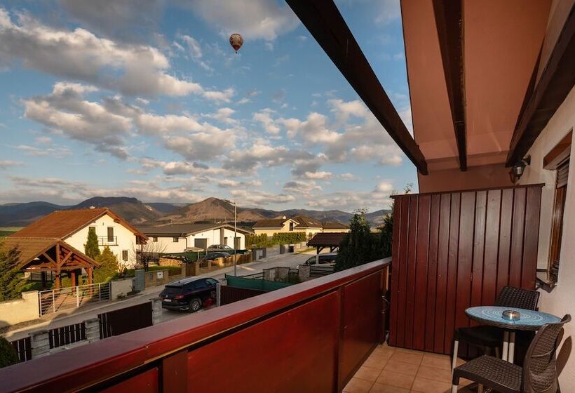 マウンテンビューデラックスルーム, Vila Viktoria