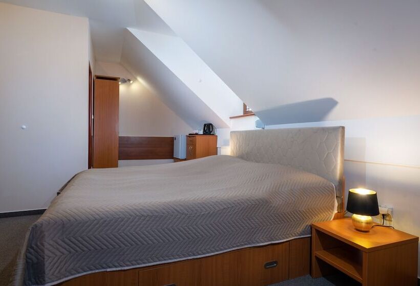 غرفة ديلوكس مطلة على الجبل, Vila Viktoria