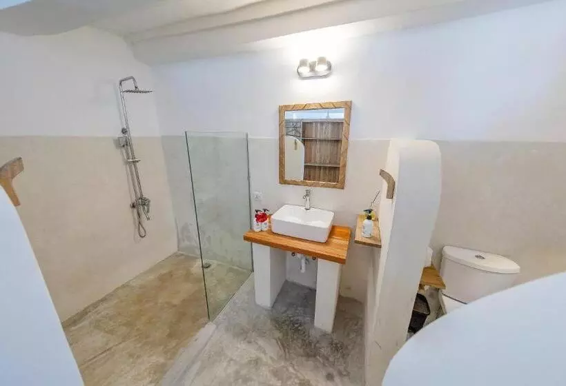 Superior bungalow with sea view, Natural Garden Boutique