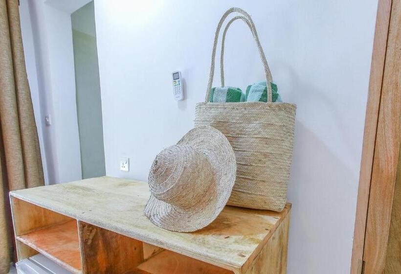 חדר סטנדרט לשלושה עם נוף לגינה, Natural Garden Boutique