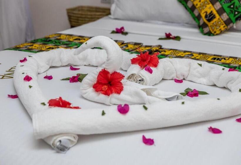 חדר סטנדרט לשלושה עם נוף לגינה, Natural Garden Boutique