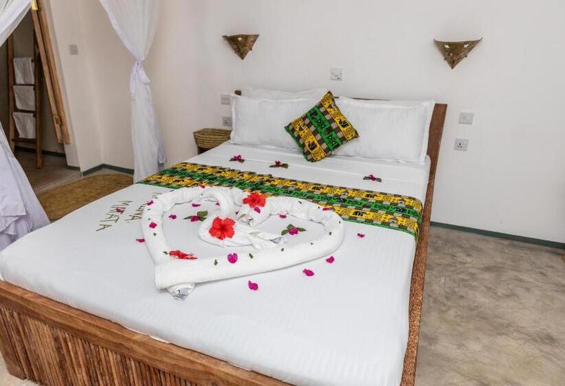 חדר סטנדרט לשלושה עם נוף לגינה, Natural Garden Boutique