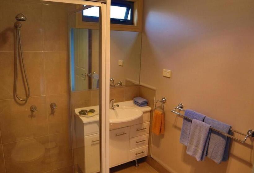 침실 2개 아파트, Strahan Bungalows