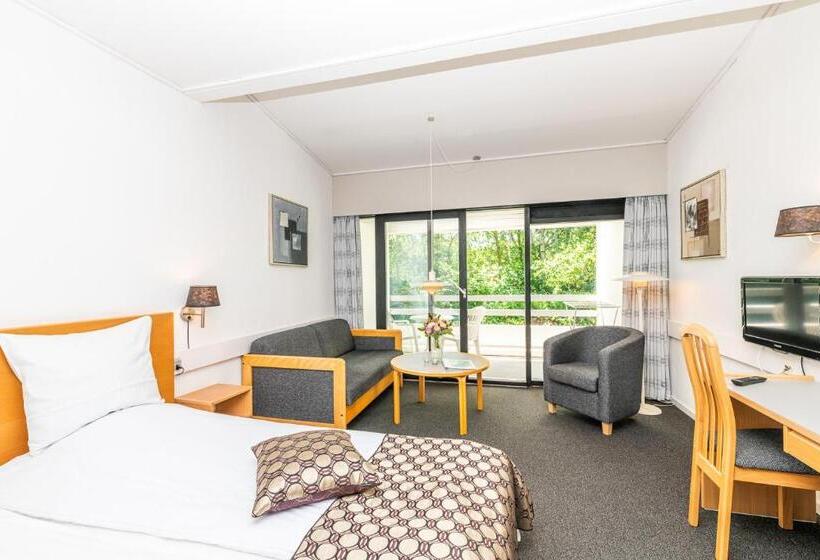 Номер Стандарт Трехместный, Strandhotel Balka Søbad