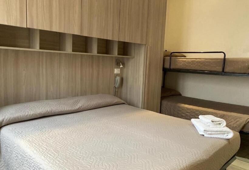 اتاق استاندارد چهار تخته, Villa Itala