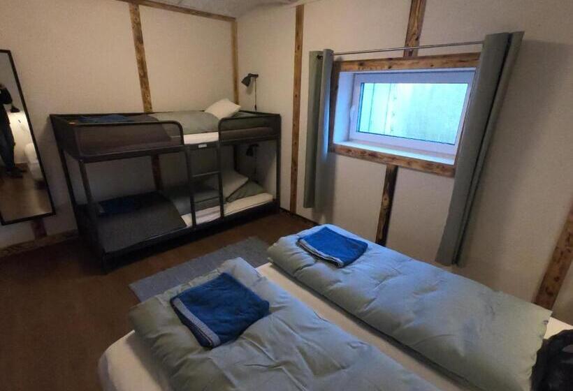 家庭房间共用浴室, Billund Bnb