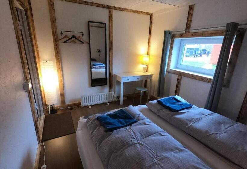 带共用浴室的标准房间, Billund Bnb