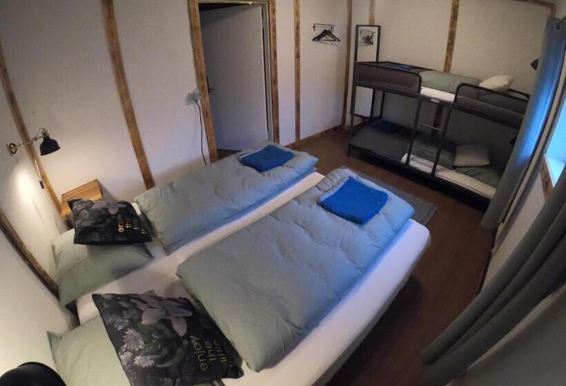 家庭房间共用浴室, Billund Bnb