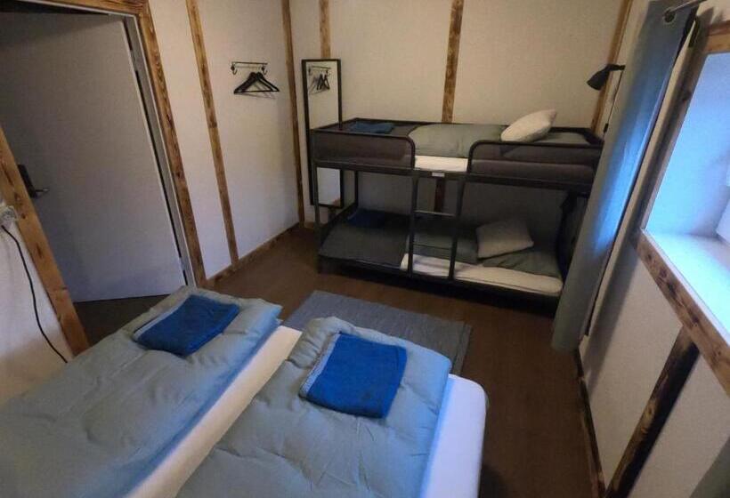 Семейный Номер Совместный Санузел, Billund Bnb