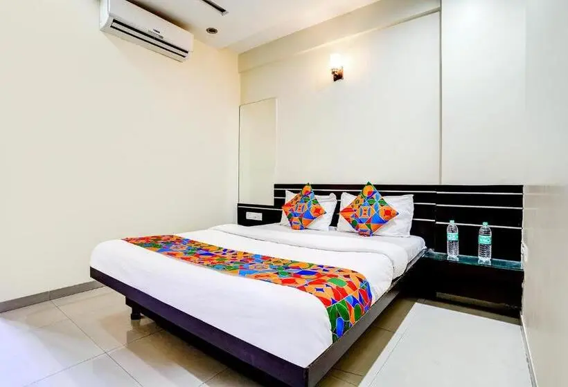 デラックスルーム, Fabhotel Sai Govind