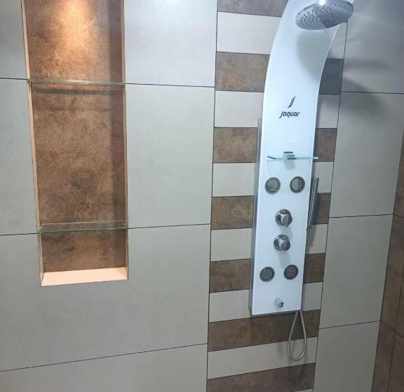 Номер Deluxe, Srishty Garden Resorts