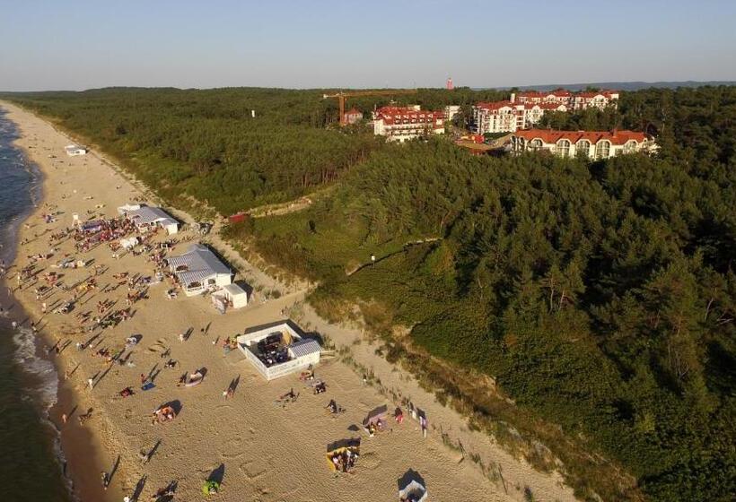 デラックスルーム, White