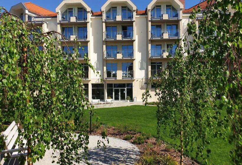 バルコニー付きデラックスルーム, White