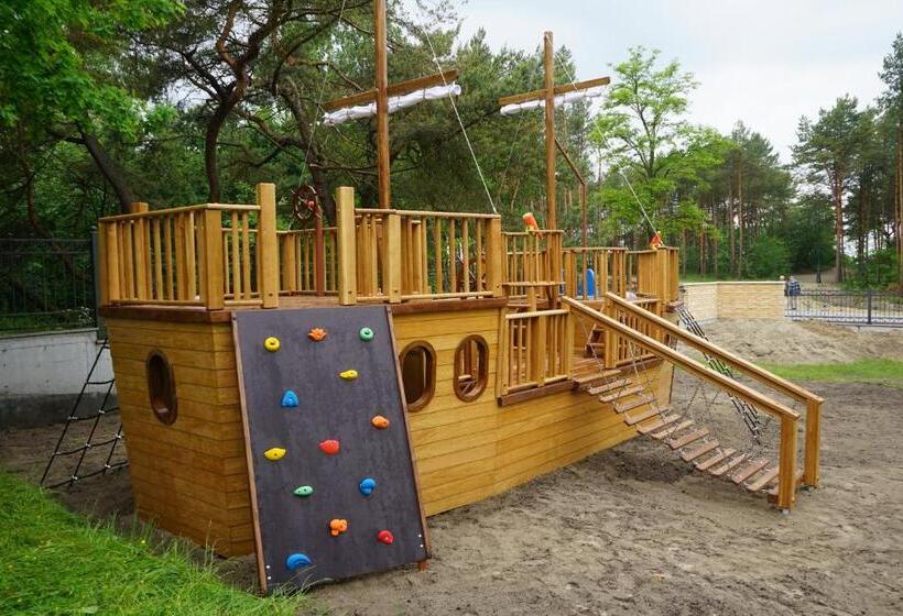 デラックススタジオ, White