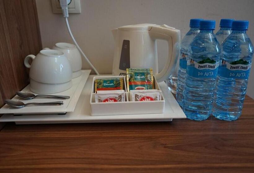 デラックスルーム, White