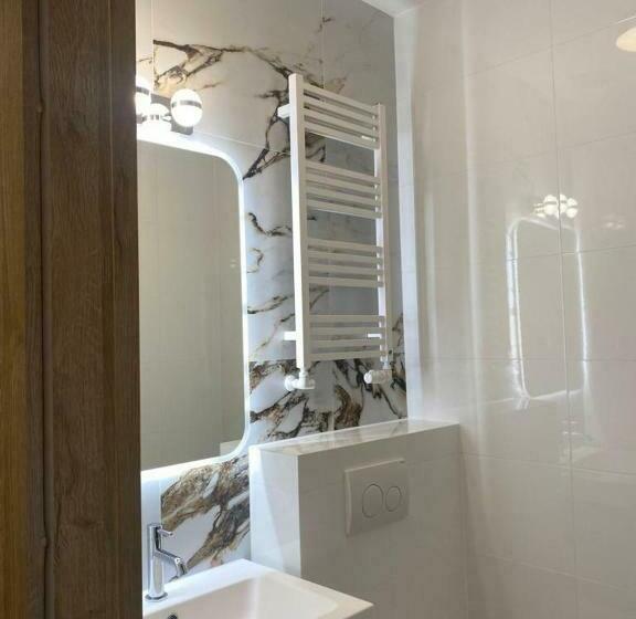 اتاق استاندارد یک نفره, Kresowianka