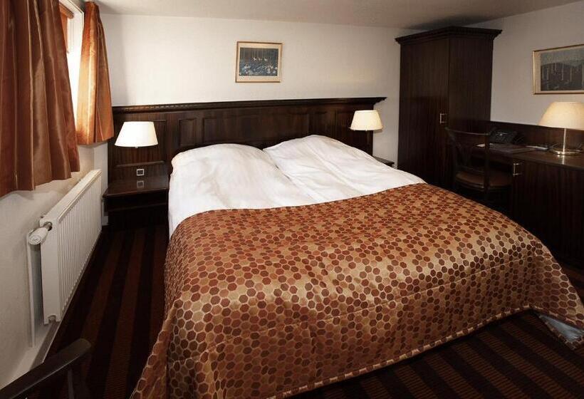 Номер Стандарт, Kongensbro Kro