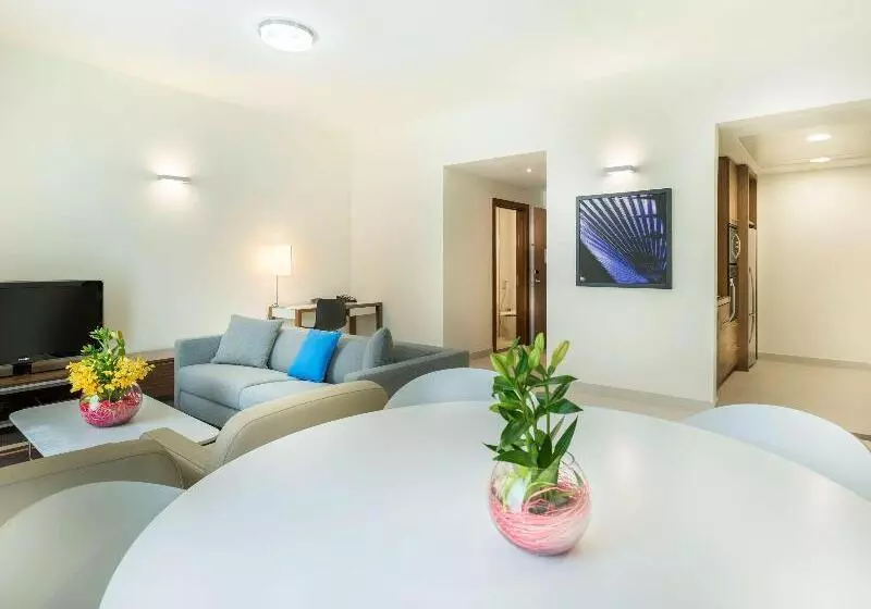 Huoneisto 3 Makuuhuonetta, Adagio Abu Dhabi Al Bustan