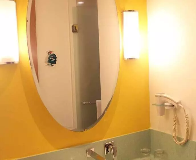 スタンダードルーム, Harris Hotel Sentul City Bogor