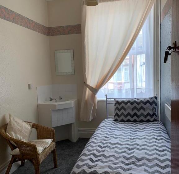 غرفة قياسية فردية, Alondra