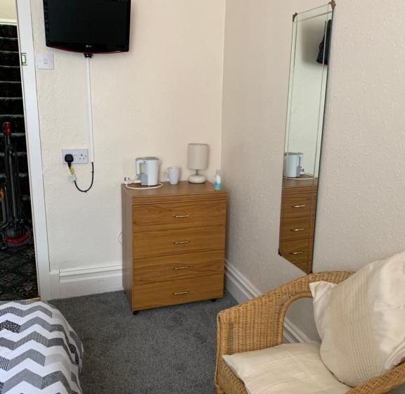 غرفة قياسية فردية, Alondra