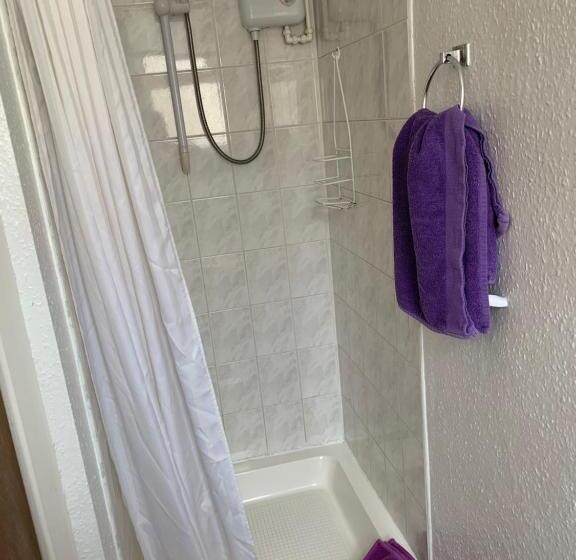 غرفة قياسية فردية, Alondra