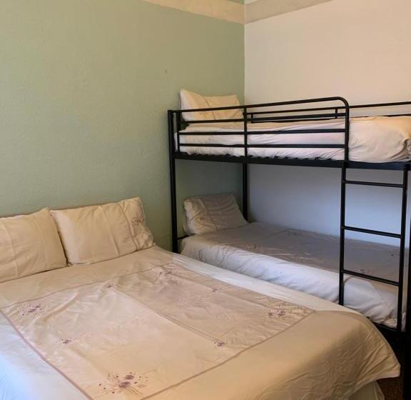 غرفة عائلية, Alondra