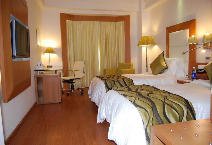 חדר דלוקס, Ambrosia Sarovar Portico