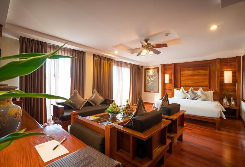 سوئیت کلاب, Angkor Miracle Reflection Club