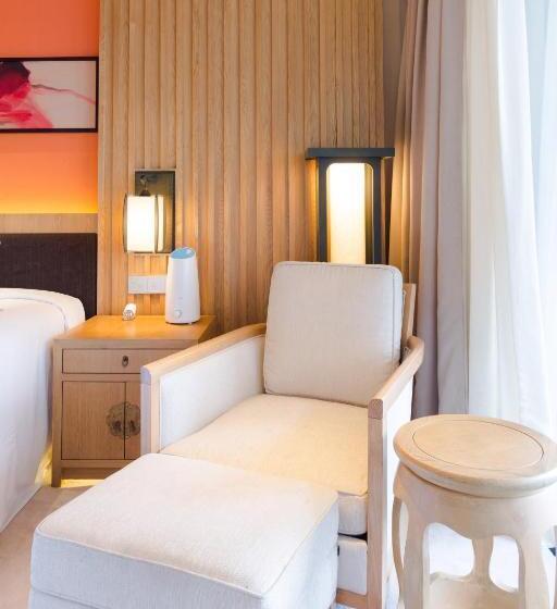 חדר מלכותי, Angsana Xian Lintong