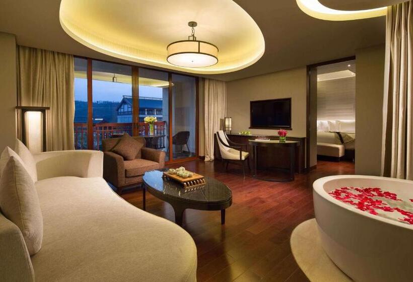 סוויטה מלכותית, Angsana Xian Lintong