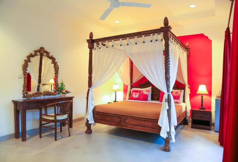 スーペリアールーム, Aquarius Beach