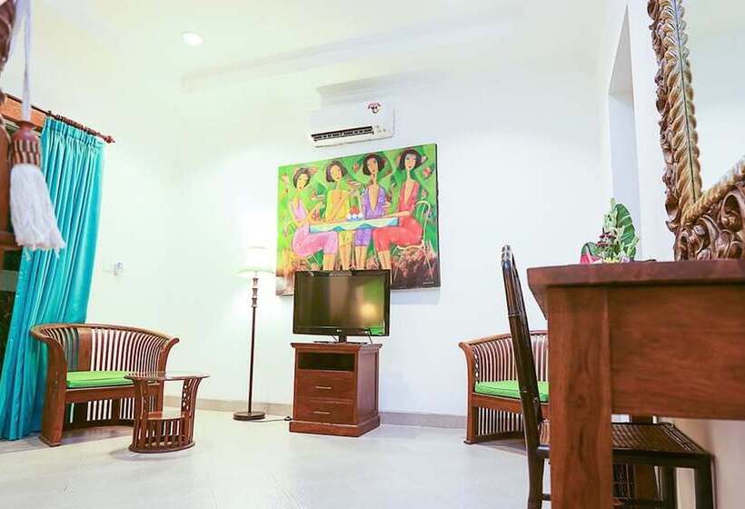 スーペリアールーム, Aquarius Beach