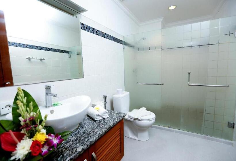 スーペリアールーム, Aquarius Beach