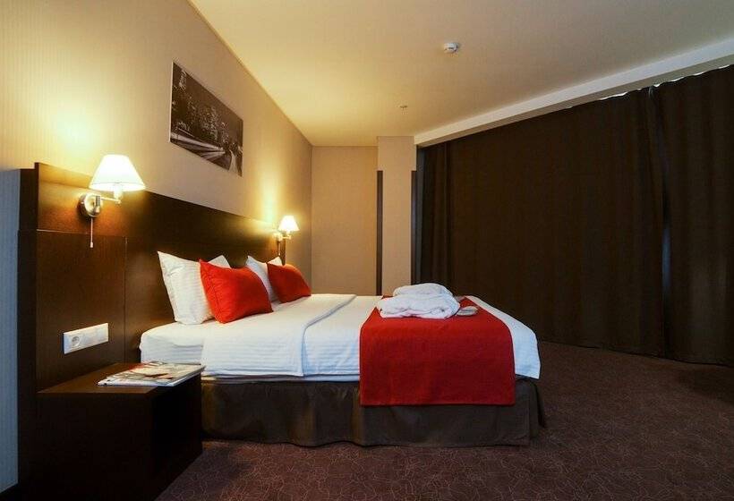 디럭스 스위트, Gorskiy City