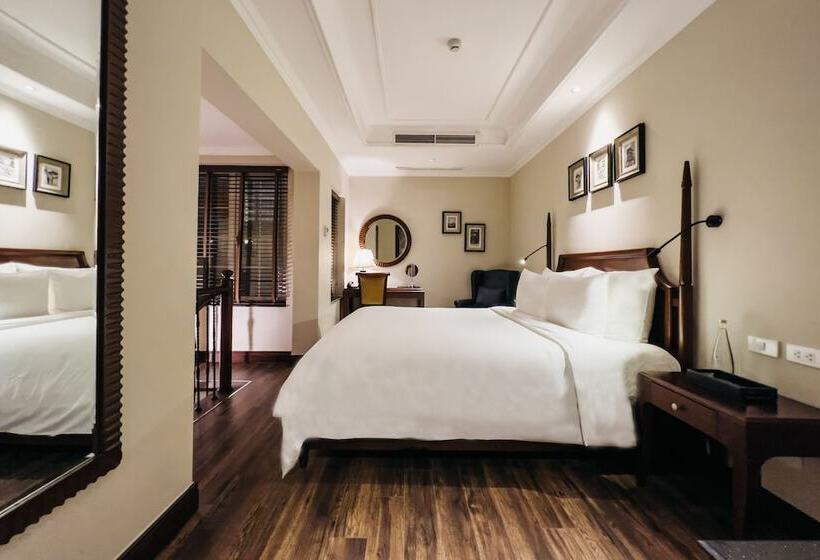 سوییت دوبلکس, La Siesta Classic Ma May