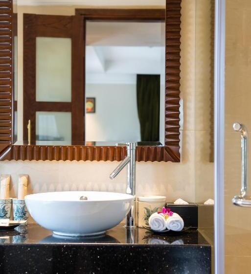 مجموعه ویستا شهر, La Siesta Classic Ma May