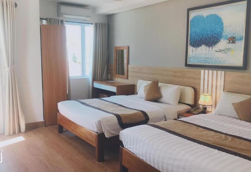 اتاق استاندارد سه نفره, Hong Thien 1