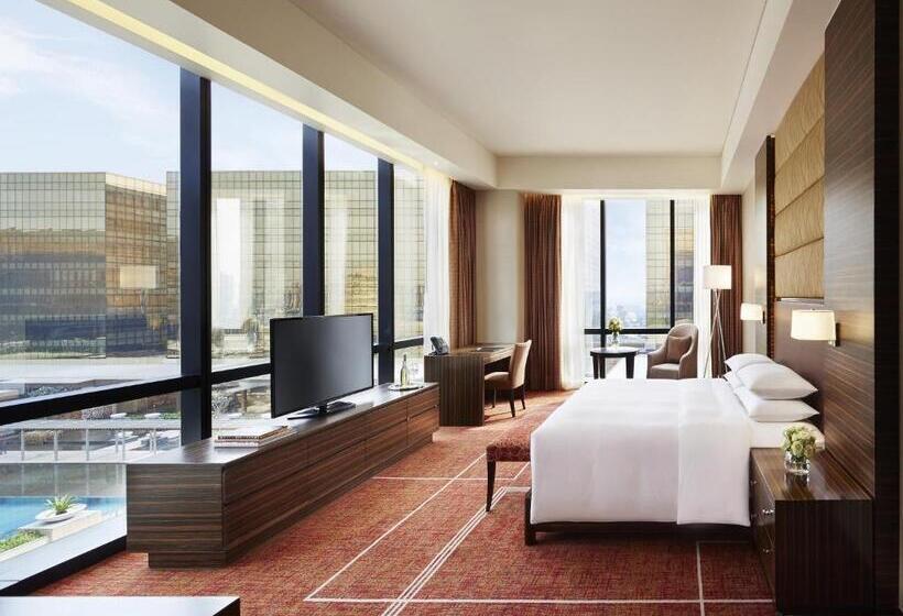 Club Room King Bed, Hyatt Regency Manila City Of Dreams