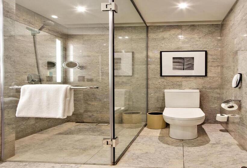 اتاق استاندارد با تخت بزرگ, Hyatt Regency Manila City Of Dreams