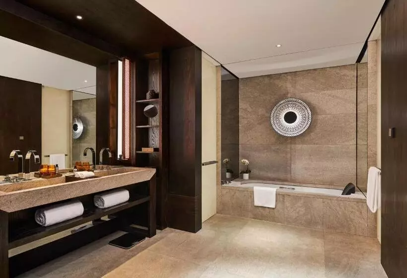 スイート, Hyatt Regency Wuhan Optics Valley