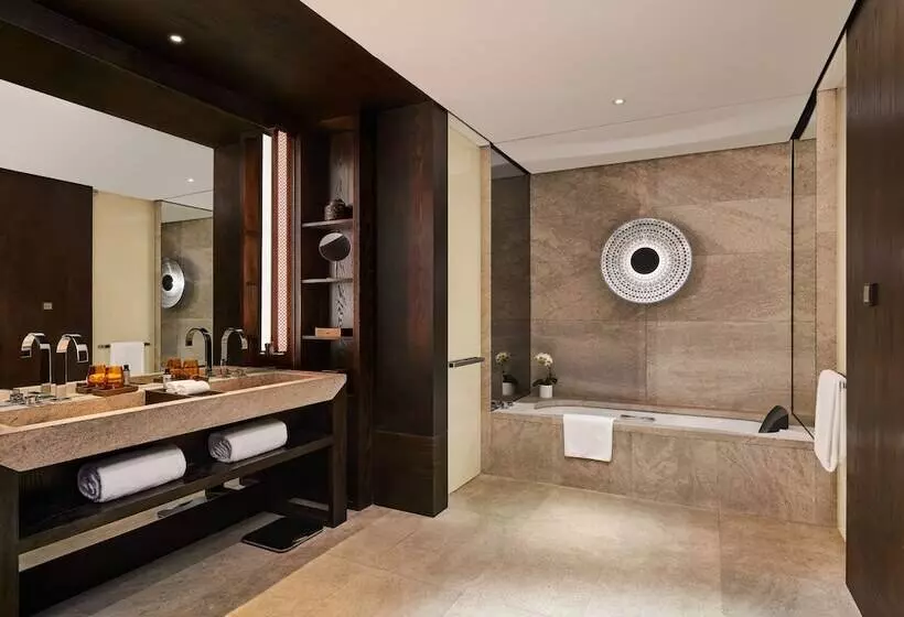 スイート, Hyatt Regency Wuhan Optics Valley