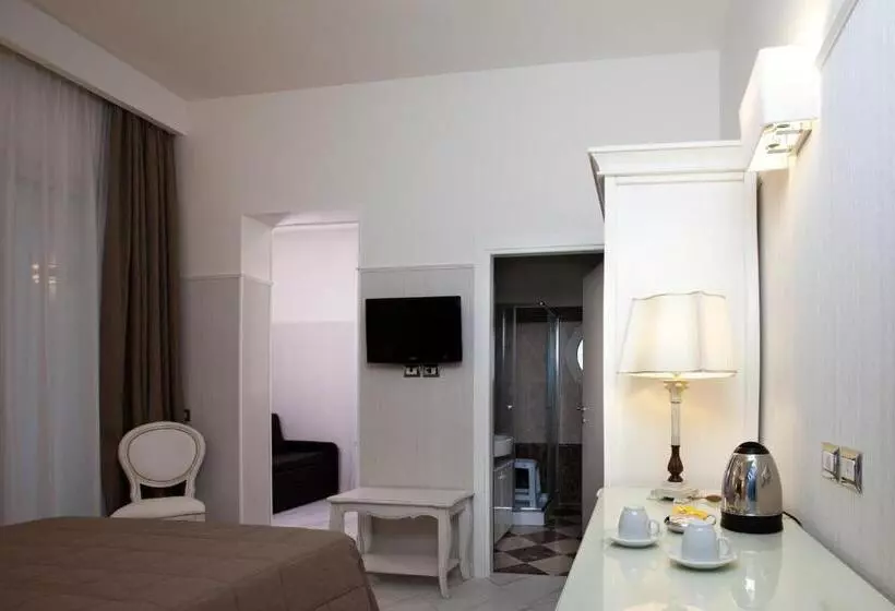 استودیوی استاندارد, Residence Villa Del Mare