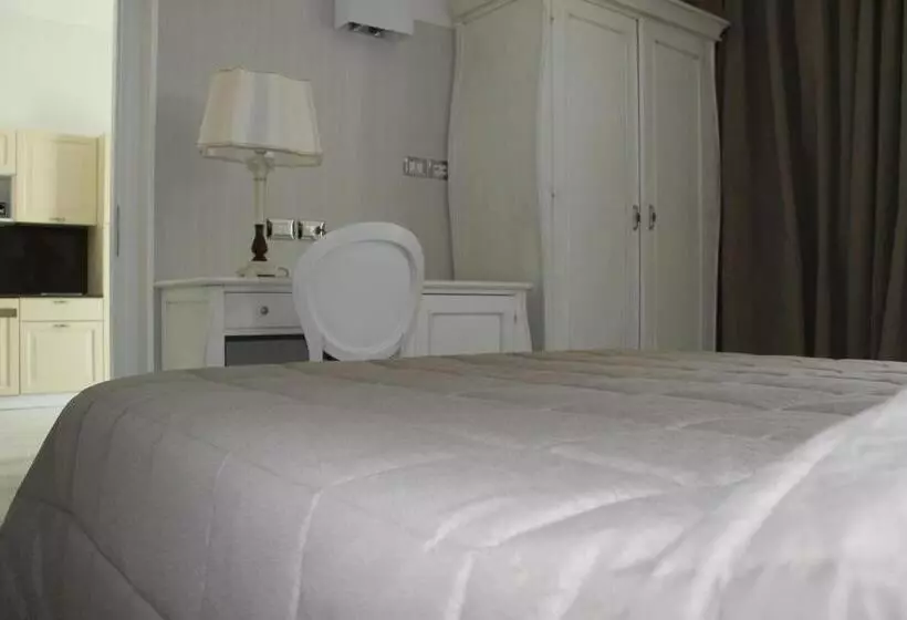 اتاق استاندارد سه نفره, Residence Villa Del Mare