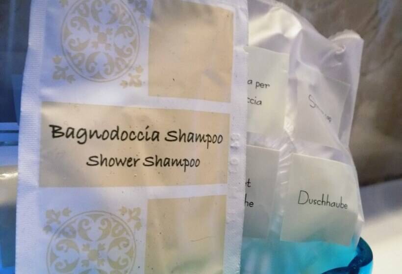 스탠다드 스튜디오, Residence Villa Del Mare