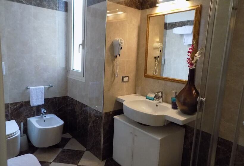 스탠다드 스튜디오, Residence Villa Del Mare