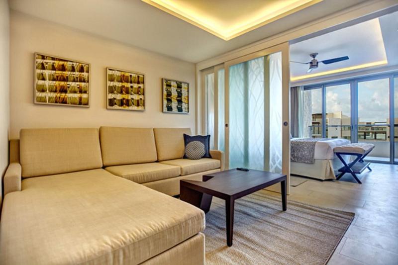 جناح كلوب بإطلالة على البحر, Royalton Riviera Cancun, An Autograph Collection - All Inclusive Resort & Casino