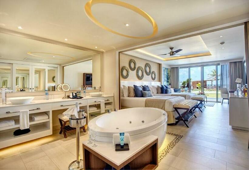 جناح ديلوكس غرفتين نوم, Royalton Riviera Cancun, An Autograph Collection - All Inclusive Resort & Casino