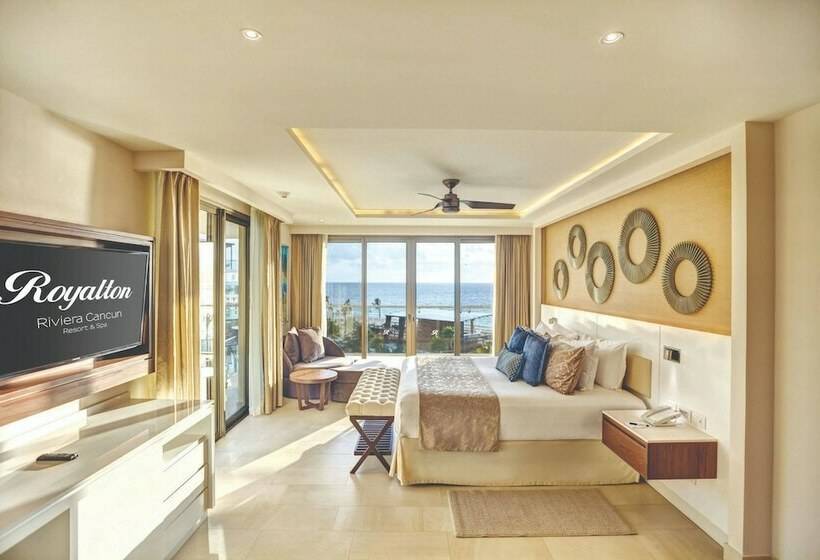 Полулюкс Deluxe Вид на Море, Royalton Riviera Cancun, An Autograph Collection - All Inclusive Resort & Casino